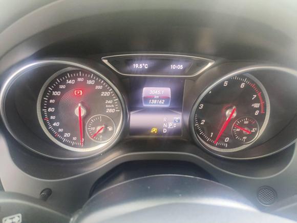 [苏州·苏E] 二手奔驰奔驰GLA2018款 GLA 200 动感型