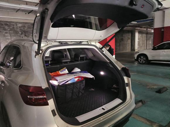 [南京·苏A] 二手红旗红旗HS52019款 2.0T 智联旗享版