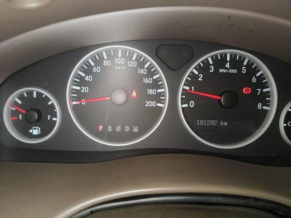 [深圳·粤B] 二手别克别克GL82011款 2.4L CT舒适版