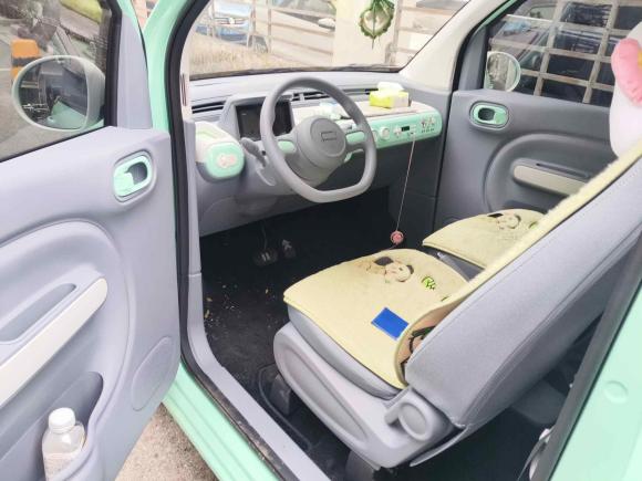 [上海·浙A] 二手奔腾奔腾小马2025款 222km 闪电马