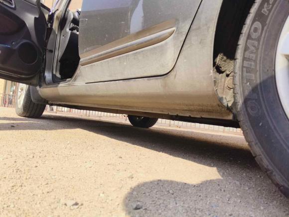 [青岛·鲁B] 二手起亚佳乐2011款 2.0L 5座自动标准版