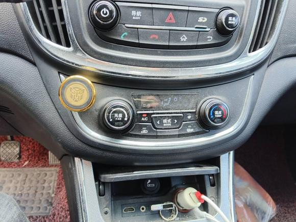 [上海·沪G] 二手宝骏宝骏5602015款 1.8L 手动豪华型