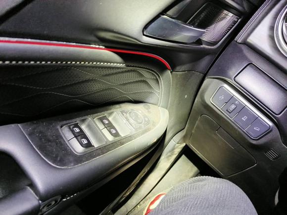 [上海·苏G] 二手坦克坦克3002021款 越野版 2.0T 征服者