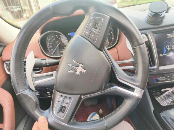 [上海·鲁W] 二手玛莎拉蒂Levante2016款 3.0T 标准型