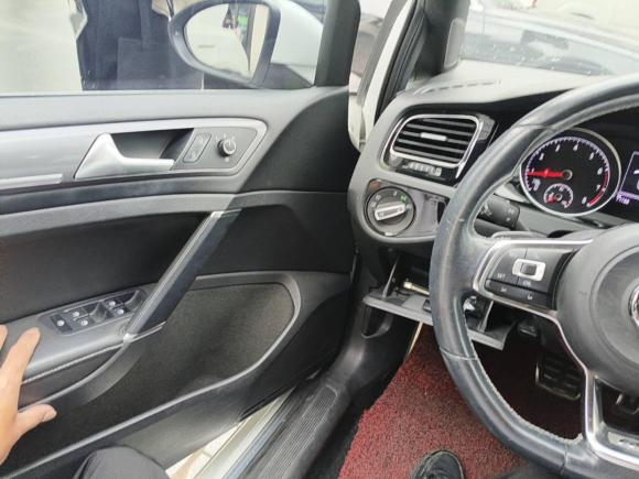 [台州·浙J] 二手大众高尔夫2015款 1.4TSI 自动R-Line