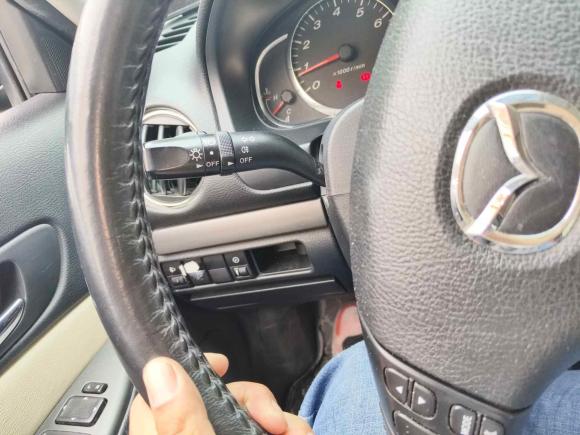 [广州·粤W] 二手马自达马自达62013款 2.0L 自动时尚型