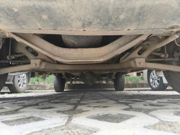 [成都·川A] 二手福特新世代全顺2009款 2.4T柴油标准型短轴中顶国III