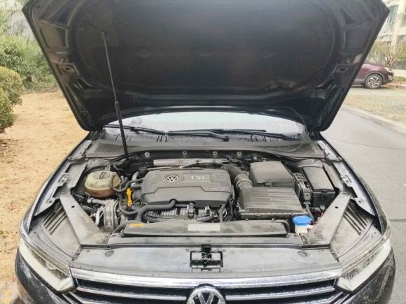 [上海·苏A] 二手大众迈腾2018款 330TSI DSG 豪华型