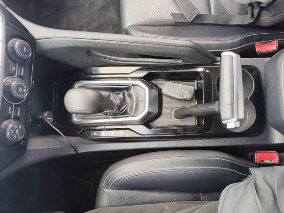 [成都·川J] 二手驭胜驭胜S3502016款 2.0T 自动两驱汽油豪华版7座