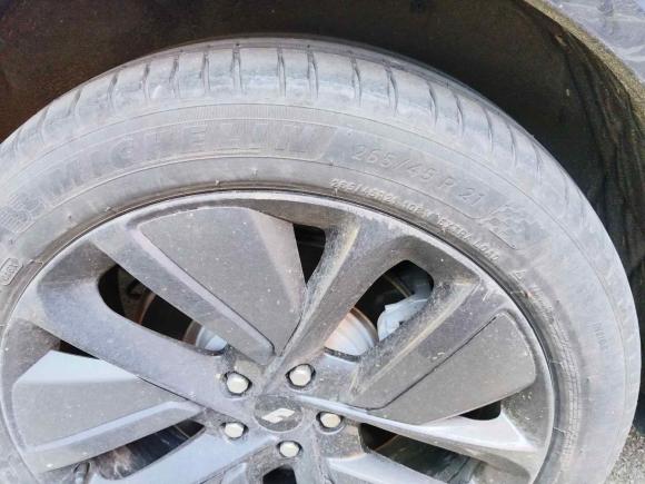 [济南·鲁A] 二手理想汽车理想L92022款 Max