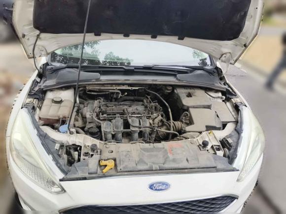 [上海·冀A] 二手福特福克斯2015款 两厢 1.6L 手动风尚型