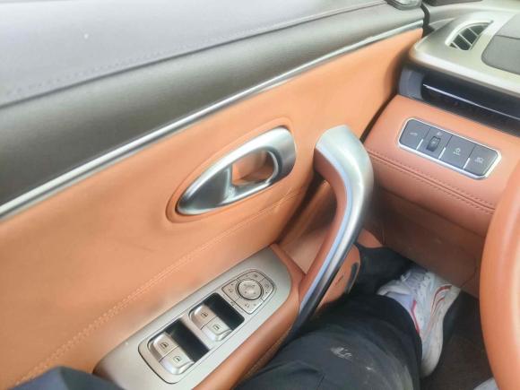 [无锡·苏B] 二手欧拉欧拉闪电猫2022款 705km 长续航版