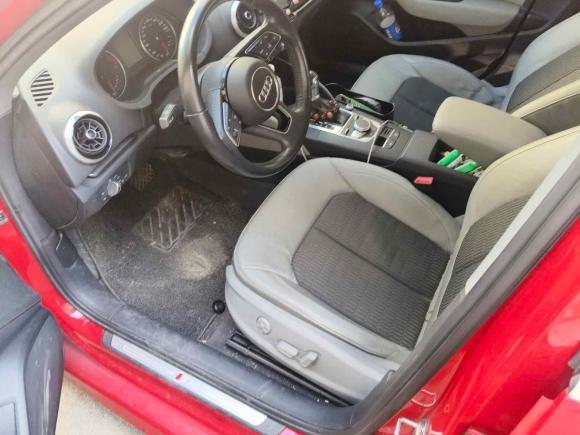 [苏州·苏U] 二手奥迪奥迪A32018款 30周年年型 Limousine 35 TFSI 时尚型