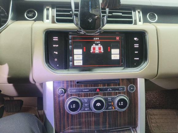 [上海·沪A] 二手路虎揽胜2014款 改款 3.0 SC V6 Vogue