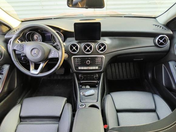 [合肥·沪A] 二手奔驰奔驰GLA2017款 GLA 200 动感型