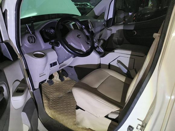 [西安·陕A] 二手日产日产NV2002014款 1.6L 手动豪华型 国IV