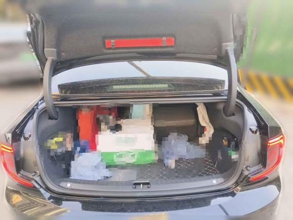 [武汉·湘A] 二手沃尔沃沃尔沃S902022款 B5 智逸豪华版