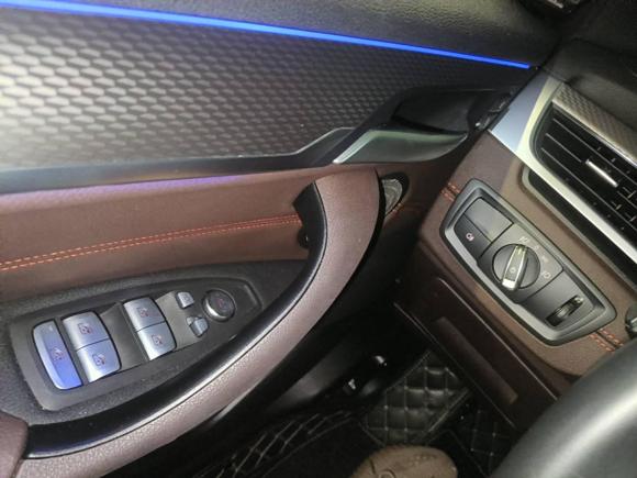 [上海·沪F] 二手宝马宝马X22022款 xDrive25i 曜夜版