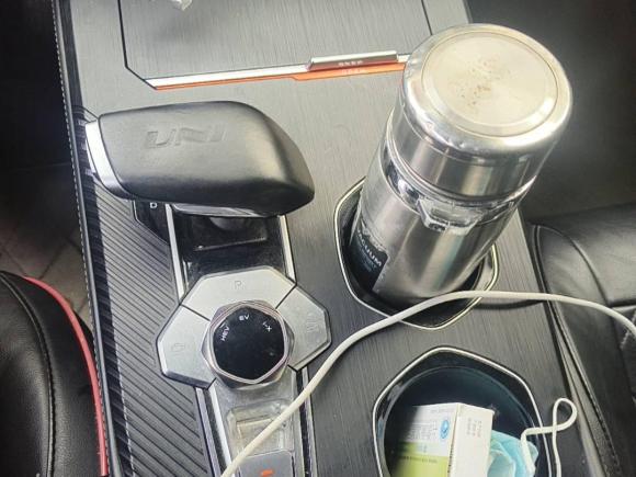 [温州·浙C] 二手长安长安UNI-K 智电iDD2022款 蓝鲸iDD 130km 1.5T 卓越型