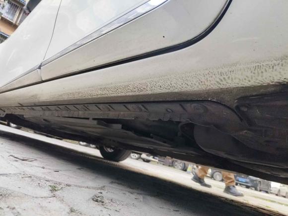 [成都·川A] 二手丰田卡罗拉2017款 改款双擎 1.8L E-CVT精英版