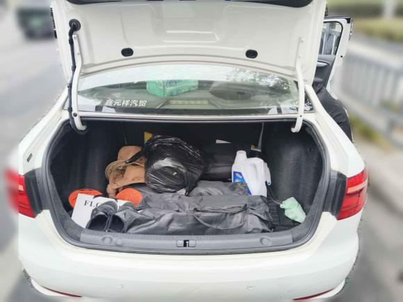 [成都·川A] 二手大众朗逸2013款 改款经典 1.6L 自动风尚版