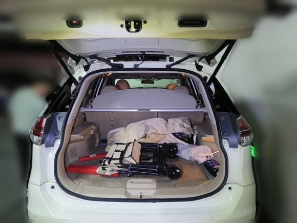 [深圳·粤B] 二手日产奇骏2014款 2.5L CVT豪华版 4WD