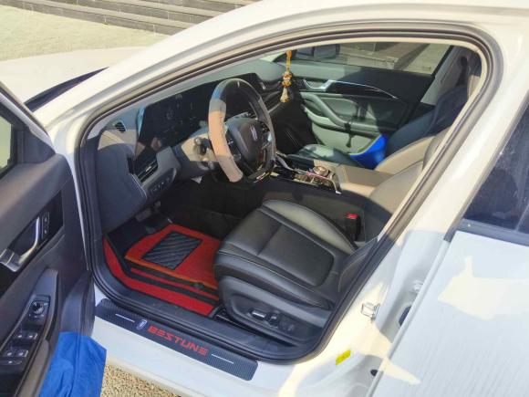 [温州·浙C] 二手奔腾奔腾B702023款 第三代 1.5T 自动悦享型70周年纪念版