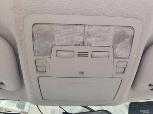 [武汉·鄂A] 二手丰田卡罗拉2017款 改款双擎 1.8L E-CVT精英版