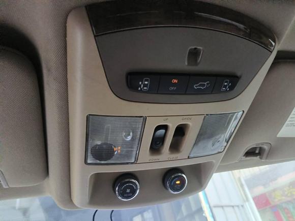 [广州·粤A] 二手日产贵士2006款 3.5L