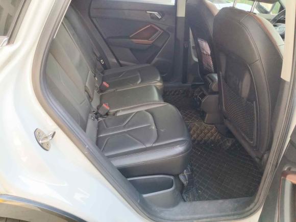 [南京·苏A] 二手奥迪奥迪Q32021款 35 TFSI 时尚致雅型