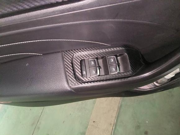 [武汉·鄂A] 二手荣威荣威i6经典2017款 20T 自动互联网智尊版