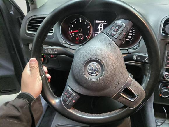 [上海·沪J] 二手大众高尔夫2010款 1.4TSI 自动豪华型