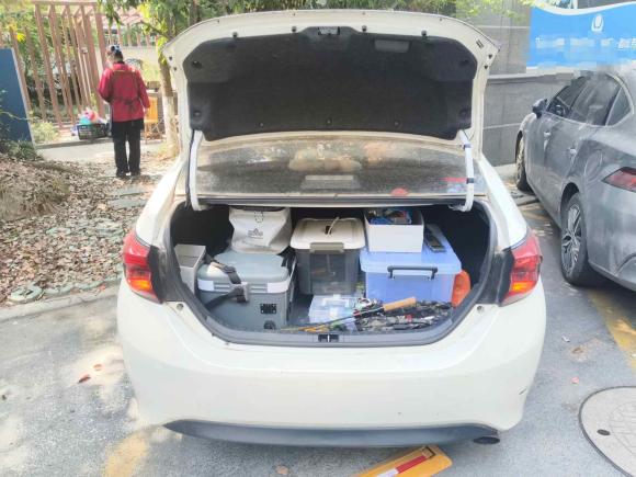 [杭州·苏K] 二手丰田雷凌2017款 改款双擎 1.8H GS E-CVT精英天窗版 国V