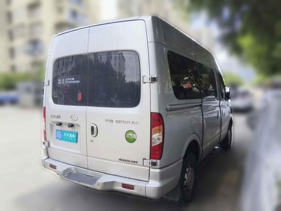 [温州·浙G] 二手上汽大通MAXUS新途V802017款 2.5T 5挡手动傲运通国V短轴中顶5/6/10座