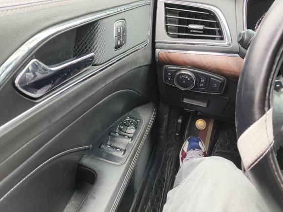 [上海·湘N] 二手福特金牛座2017款 EcoBoost 245 旗舰型