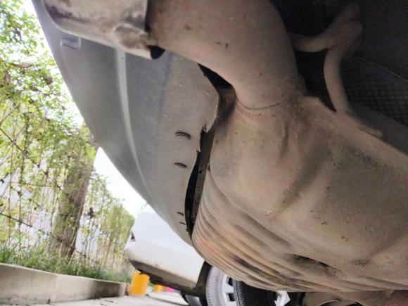 [成都·川A] 二手Jeep指南者2014款 2.0L 两驱豪华版