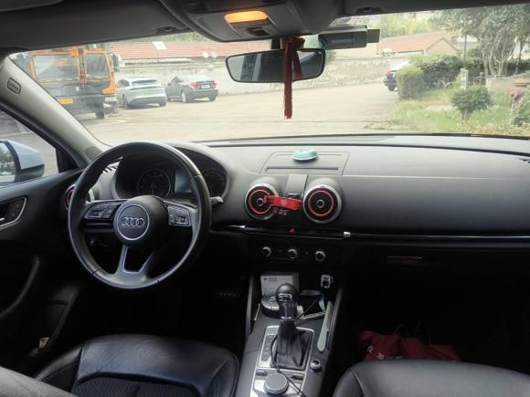 [宁波·浙B] 二手奥迪奥迪A32018款 30周年年型 Limousine 35 TFSI 时尚型