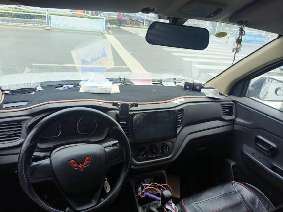 [南通·苏F] 二手五菱汽车五菱宏光V2021款 1.5L劲取版LAR