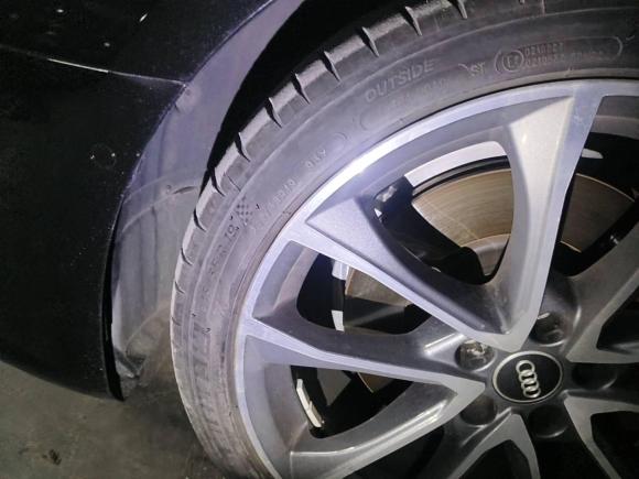 [上海·沪D] 二手奥迪奥迪A4L2020款 45 TFSI quattro 臻选动感型