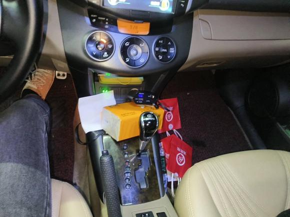 [广州·粤A] 二手丰田RAV4荣放2011款 2.0L 自动经典版