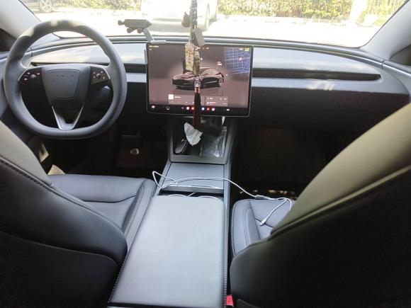 [上海·沪A] 二手特斯拉Model 32023款 后轮驱动版