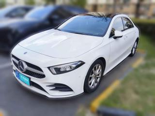 奔驰奔驰A级2020款 A 200 L 运动轿车