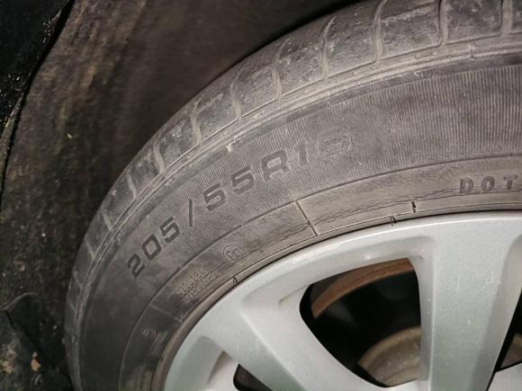 [无锡·苏B] 二手别克威朗2018款 三厢 15S 自动领先型