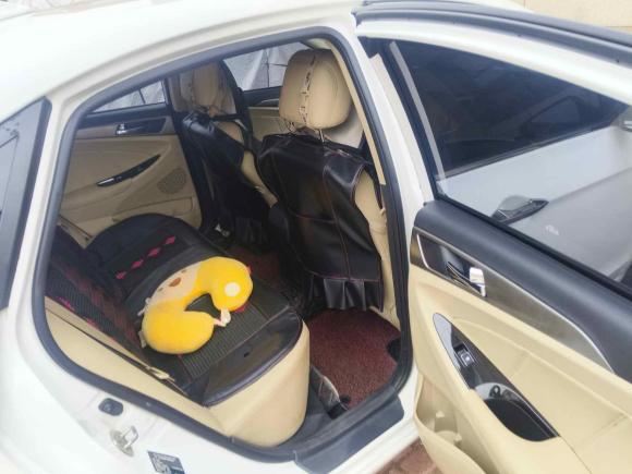 [南昌·赣A] 二手长安逸动2016款 1.6L 手动风尚型