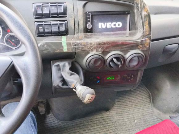 [杭州·赣L] 二手依维柯依维柯褒迪2012款 2.5T-A32 基本型