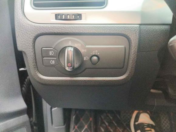 [杭州·浙A] 二手大众途锐2011款 3.0TSI 舒适型