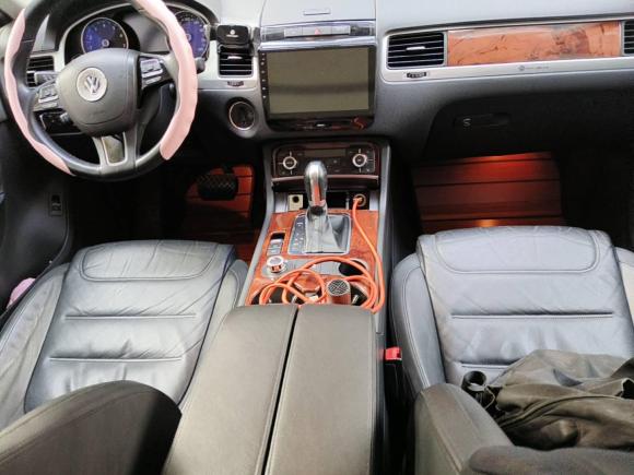 [深圳·粤B] 二手大众途锐2011款 3.0TSI 标配型