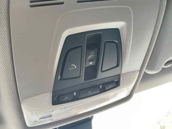 [上海·沪C] 二手宝马宝马X12022款 sDrive20Li 时尚型