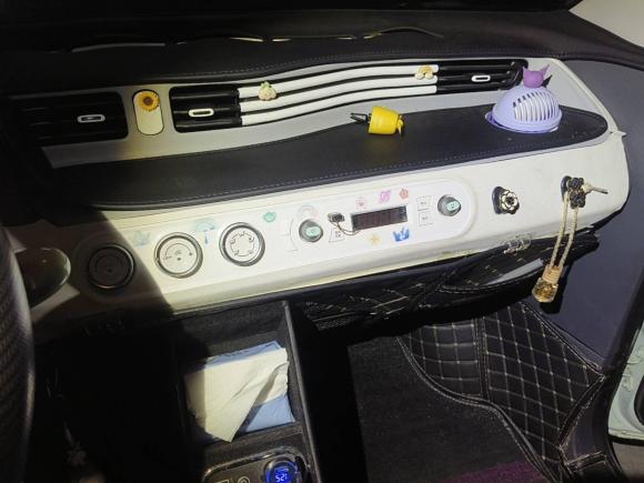 [青岛·鲁B] 二手五菱汽车宏光MINIEV2021款 马卡龙臻享款 磷酸铁锂