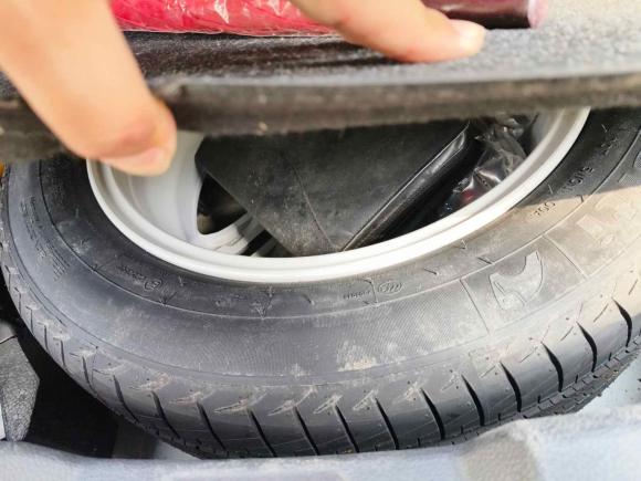 [济南·鲁A] 二手海马海马S52015款 1.5T CVT旗舰型